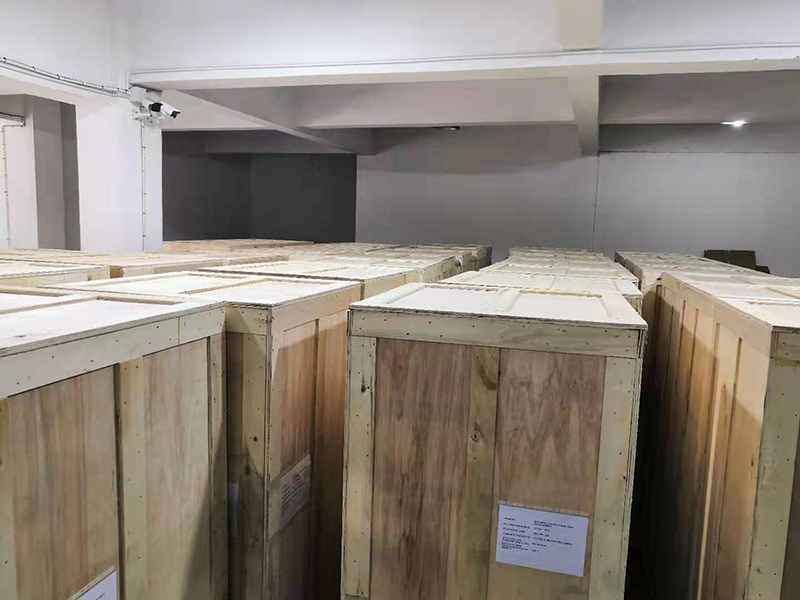 上海電器櫃包裝現場出口越南